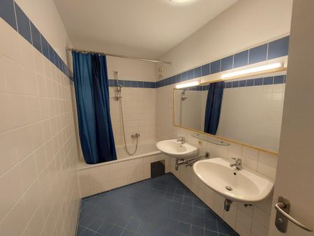 Ideal für eine "WG" - 3- Zimmer Wohnung in der Bischofstraße 3 - Photo 4