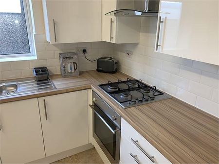 4 bedroom house share to rent - Photo 4