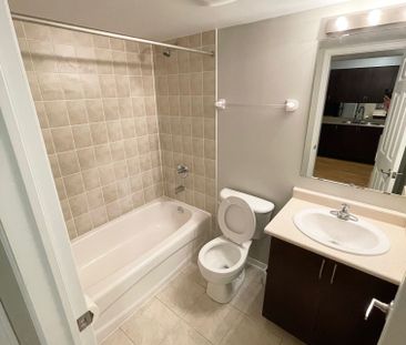 For Lease - 4975 Southampton Drive Unit# 207, Mississauga, Ontario - Photo 4