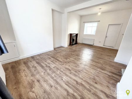 Robert street, Ynysbwl - Photo 4