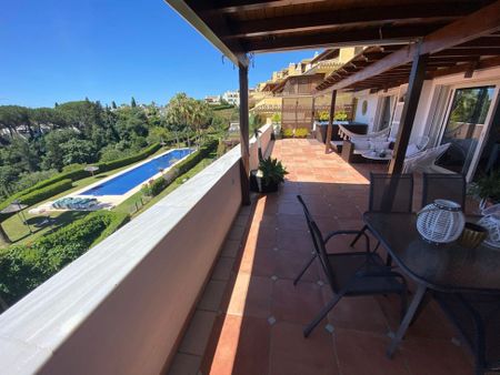 Condado de Sierra Blanca, Marbella Golden Mile, Marbella, Andalusia 29602 - Photo 5