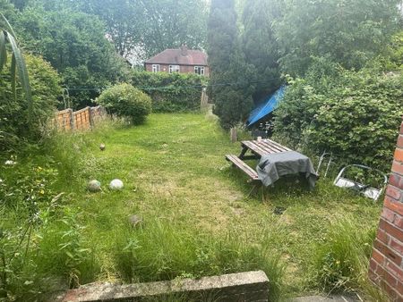 3 bedroom private hall to rent - Photo 4