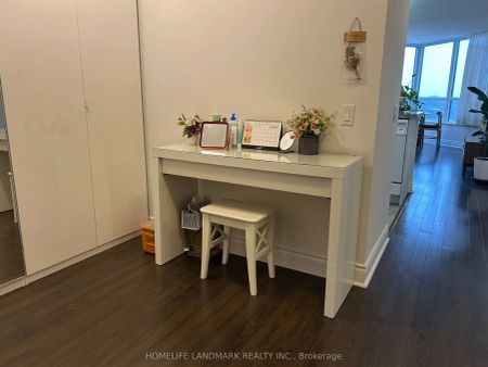 10 Northtown Way #813 - Photo 5