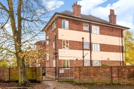 3 Bed Flat, Alexandra Avenue, HA2 - Photo 3