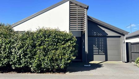 Large three bedroom home Wigram - Photo 5