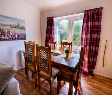 1 bedroom in a house share to rent - Photo 4