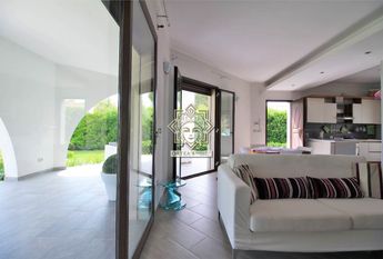 villa moderna affitto