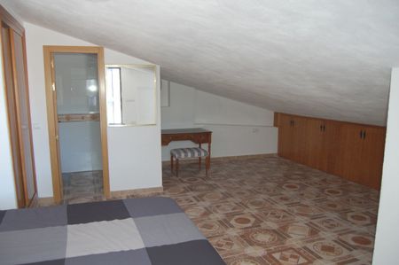 DETACHED COUNTRY VILLA FOR LONG TERM RENTAL SITUATED IN FRIGILIANA - Photo 2