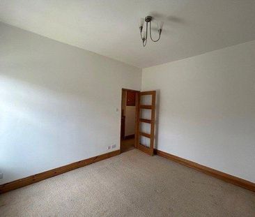 3 bedroom end of terrace house to rent - Photo 6