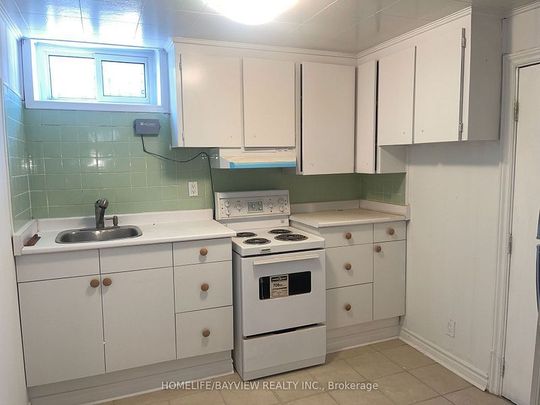 For Lease - 259 Pleasant Avenue Unit# Bsmnt, Toronto, Ontario - Photo 1