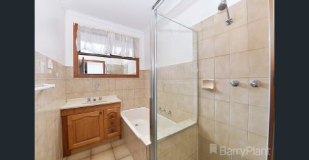 Divine and Delightful - Photo 4