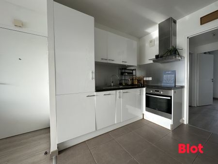 Location Appartement 3 pièces 56m² LORIENT 56100 - Photo 5