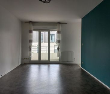 Studio avec balcon proche gare et fac de droit - Photo 3