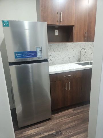Condo Townhouse For Lease | W9030020 - Photo 4