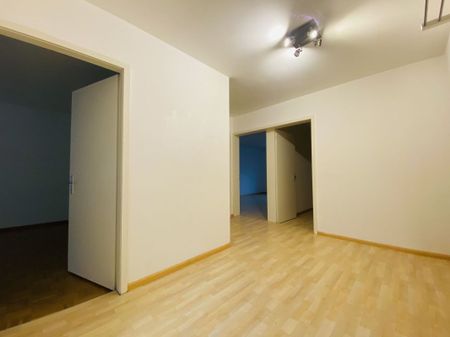 4-Zimmer Wohnung mit 2 Balkone, Lift und Keller - Foto 4