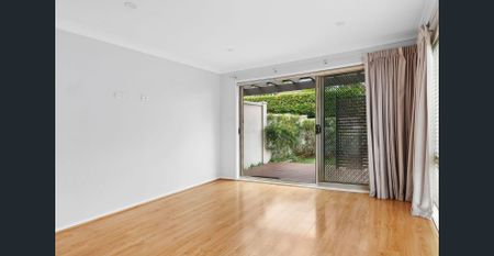 Modern Townhouse in Prime Location - Photo 5