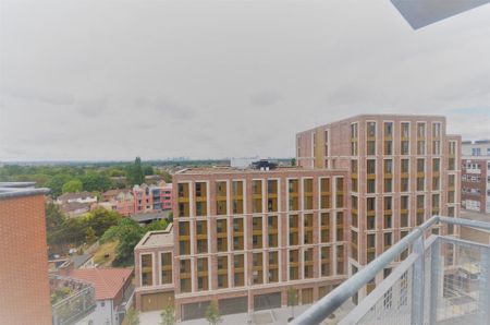 2 bedroom flat to rent - Photo 2