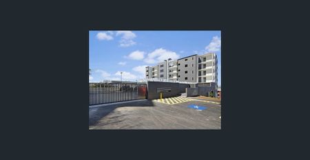 Modern CBD Apartment! - Photo 3