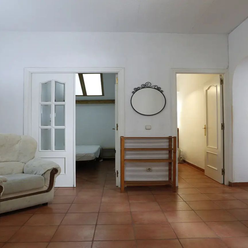 2-bedroom apartment for rent in Pacífico. - Photo 1