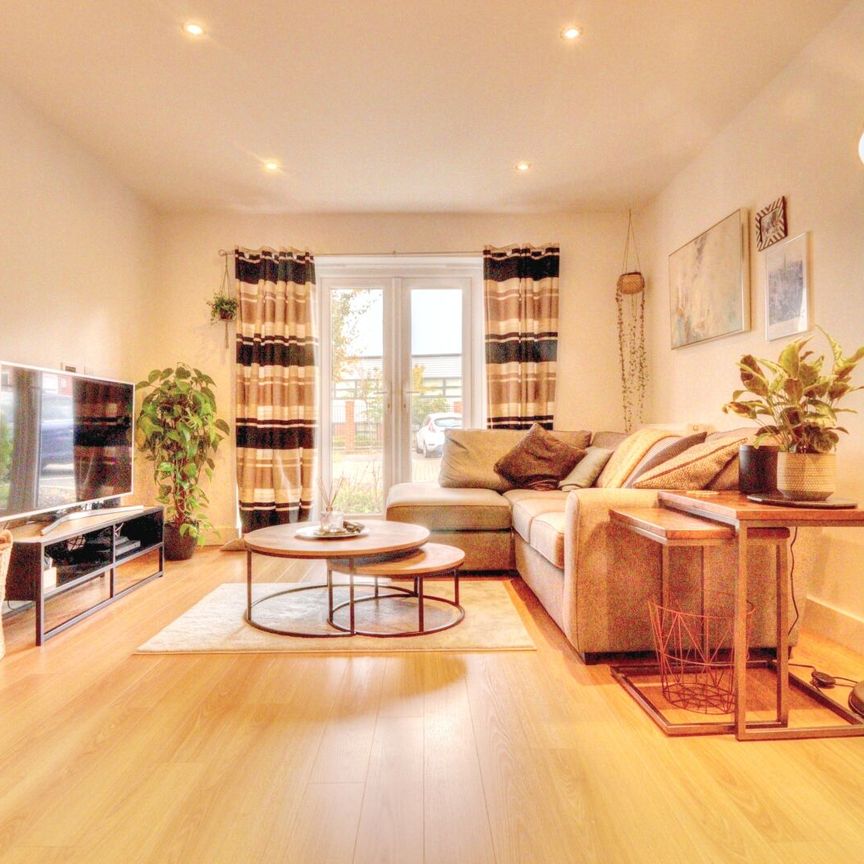 2 bedroom flat to rent - Photo 1