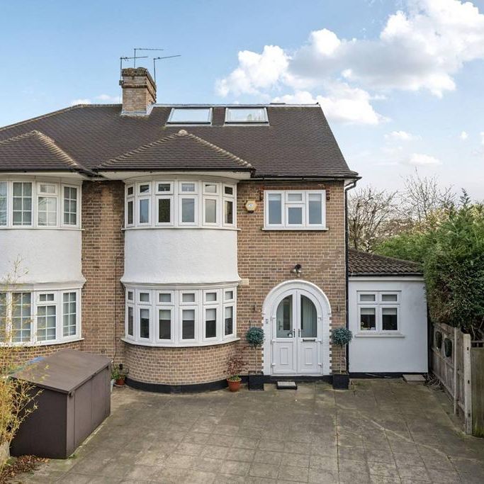 5 bedroom semi-detached house to rent - Photo 1