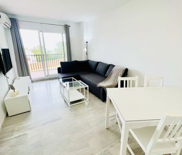 Apartment in Mijas Costa, Costa del Sol - Photo 2