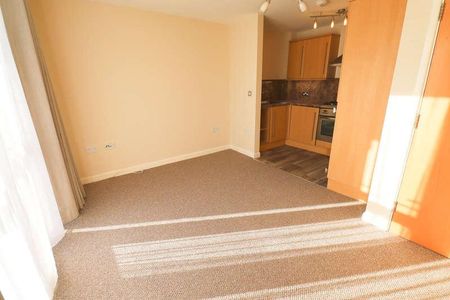 Upper Bond Street, Hinckley, Leicestershire, LE10 - Photo 5