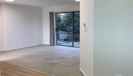 Apartment Living by the Sea - Photo 3