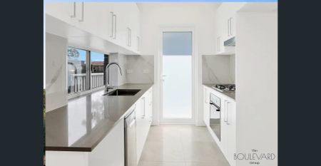 For Rent – Beautiful Modern 2-Bedroom Granny Flat in the Heart of Woodpark - Photo 2