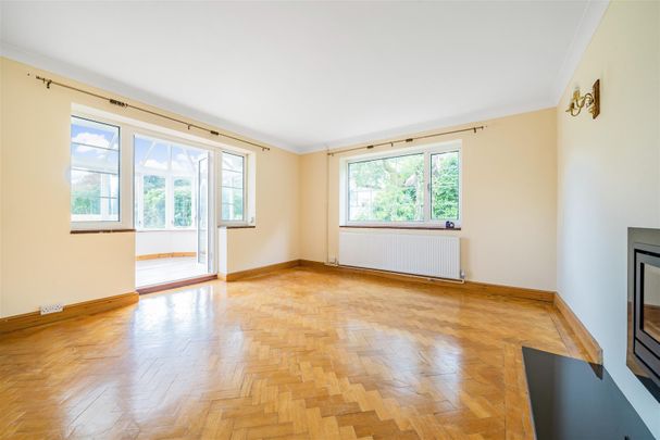 6 Warmwell Road, Crossways, Dorchester, DT2, Dorchester - Photo 1