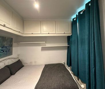 Room 4, 25 Springfield Road, Guildford, Surrey GU1 4DW - Photo 2