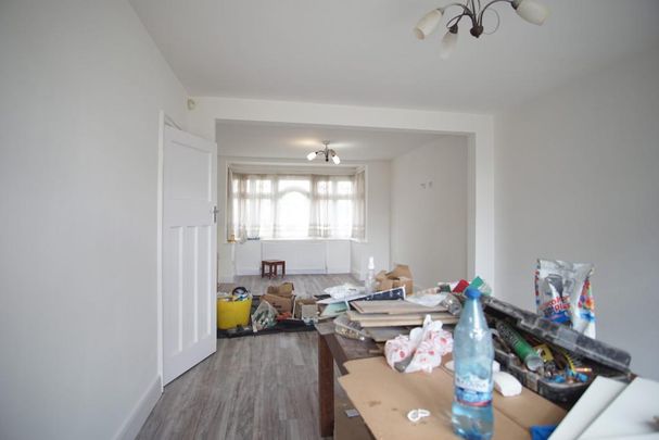 3 bedroom semi-detached house to rent - Photo 1