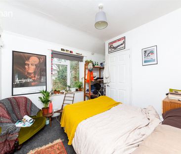 4 bedroom terraced house to rent - Photo 5