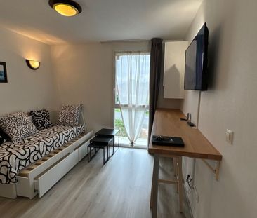 HAUT d'IDRON, Au Calme, Studio Meublé en Résidence récente avec cli... - Photo 6