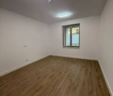 Apartament 3 Camere de Inchiriat Pretabil Birou Armeneasca Disponibil - Fotografie 5