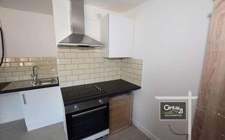 |ref: |, Rockstone Lane, Southampton, SO14 - Photo 4