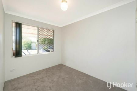 Spacious Family Home Near Estuary � Perfect Location! - Photo 5