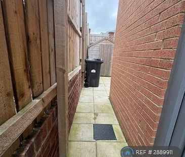 4 bedroom detached house to rent - Photo 6