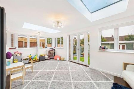 Gloucester Road, Maidenhead, Berkshire, SL6 - Photo 4