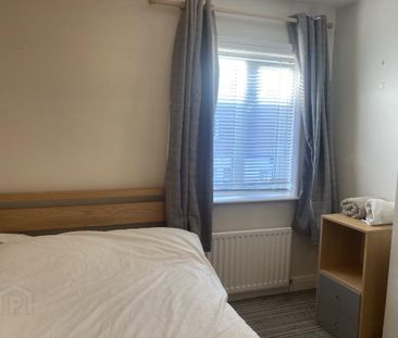 108 Ashley Avenue, Lisburn Road, Belfast, BT9 7BU - Photo 3