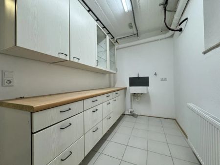 +++ 4,5 Zimmer-Maisonette-Wohnung - Erstbezug nach Modernisierung +++ - Photo 2