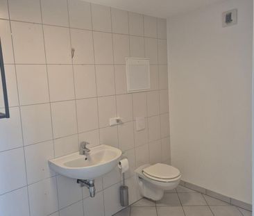 Helle 3,5-Zimmer-Wohnung mit Balkon in Frankfurt am Main - Foto 4