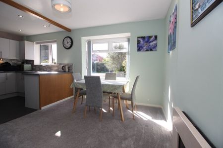 Alden Avenue - Photo 3