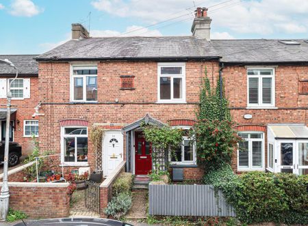2 bedroom terraced house to rent - Photo 5