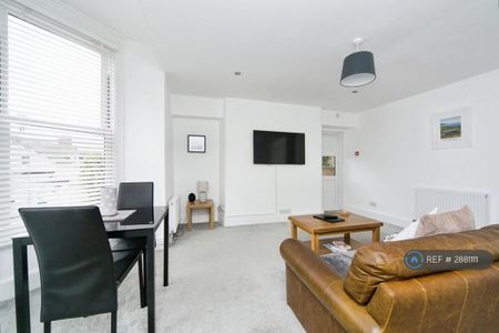 1 bedroom flat to rent - Photo 3