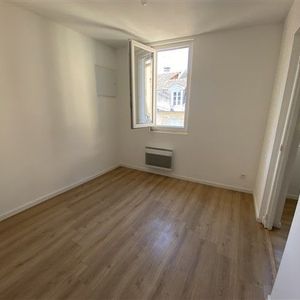 Bel appartement T2 refait à neuf - Photo 2
