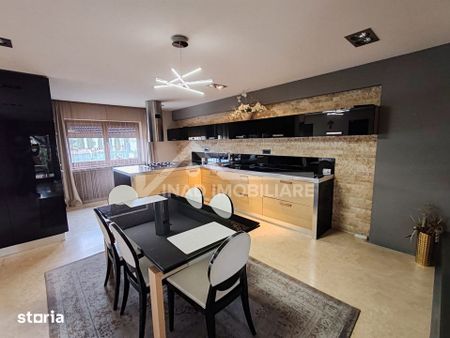Casa de Lux in cartierul Buna Ziua cu, garaj, parcare, terasa, gradina - Fotografie 3