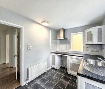 2 bedroom maisonette to rent - Photo 1