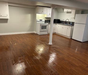For Lease - 204 Cherrywood Drive Unit# Basement, Newmarket, Ontario - Photo 3