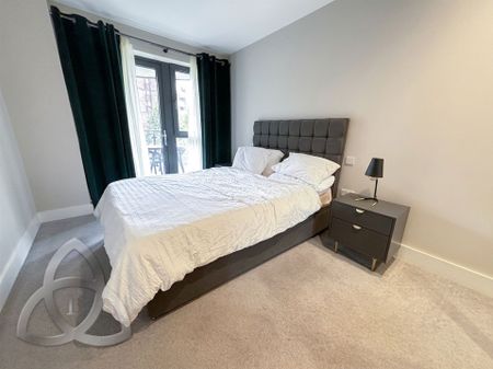 Flat 10, Adastra House, London, N3 1QG - Photo 3